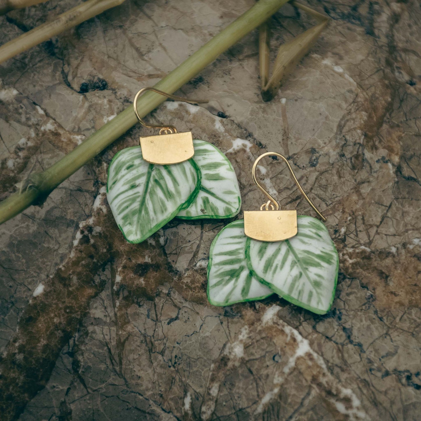 Nach Bijoux Two Leaves Earrings image 0