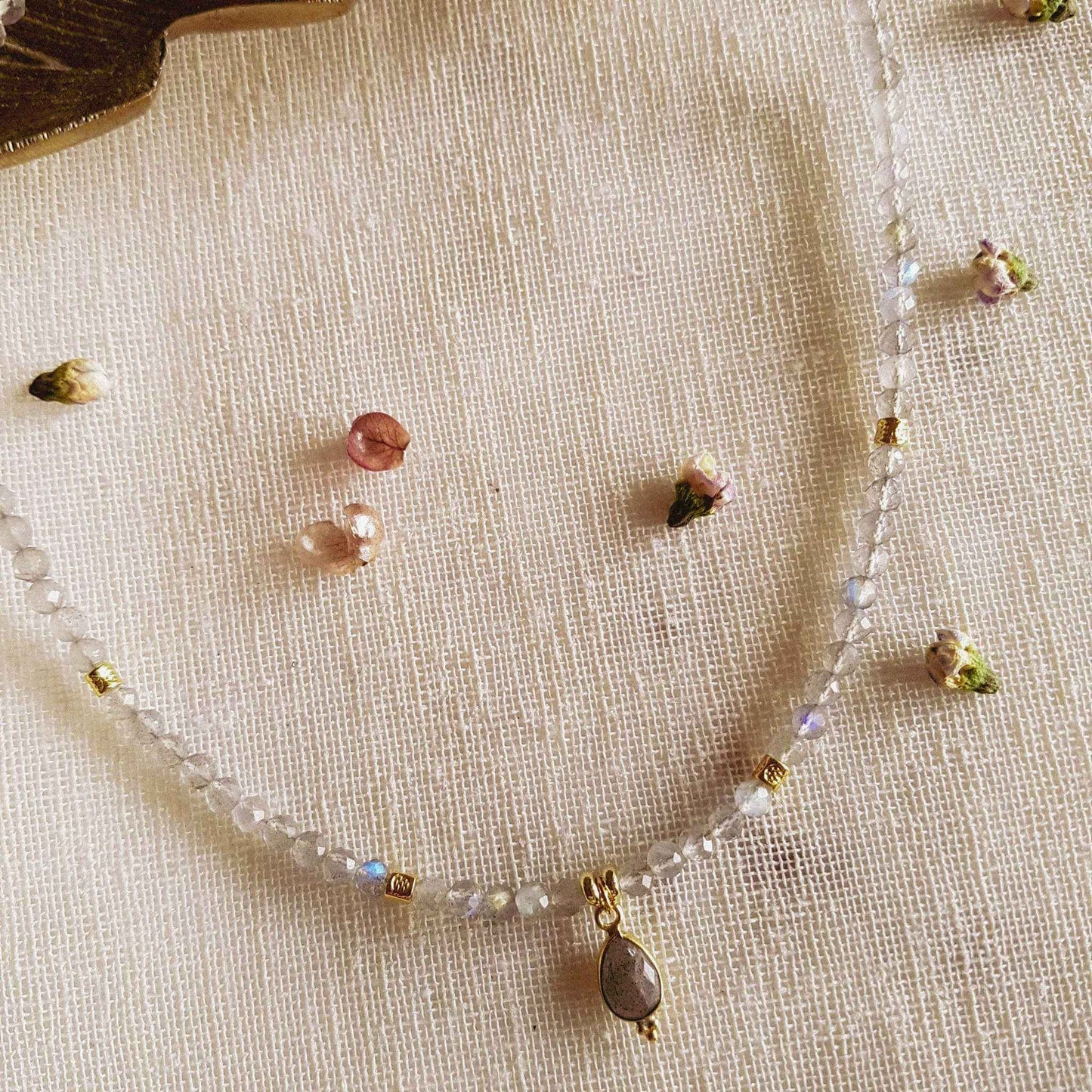 Manimal Labradorite Crystal Necklace