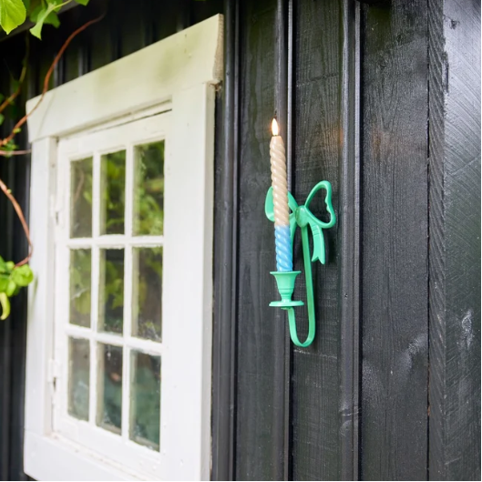 Bow Shaped Metal Candle Holder, Green
