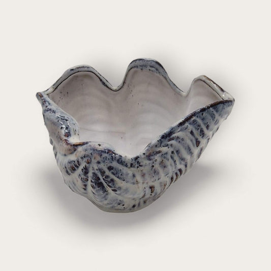 Ceramic Clam Shell Bowl image 1