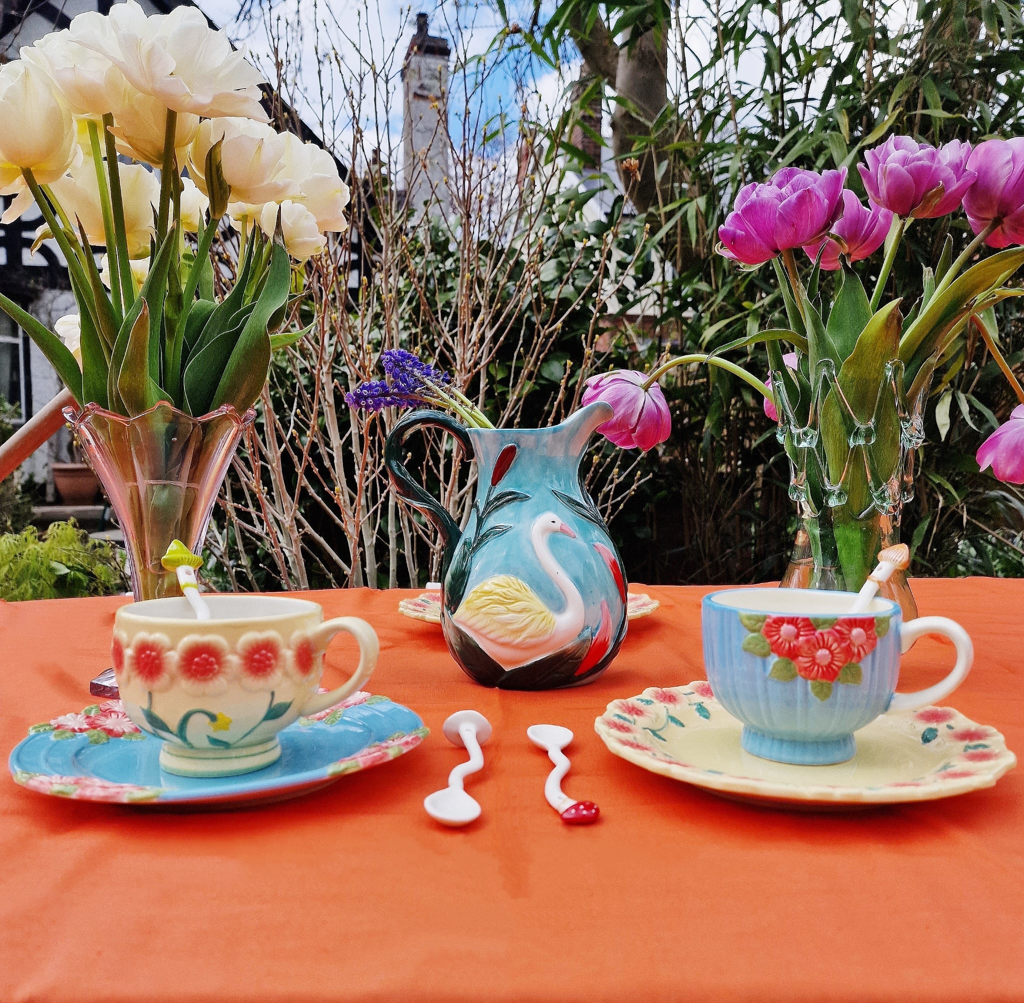 🎨 Escaping the Beige: The Maximalist's Guide to Unique Style in Kensington