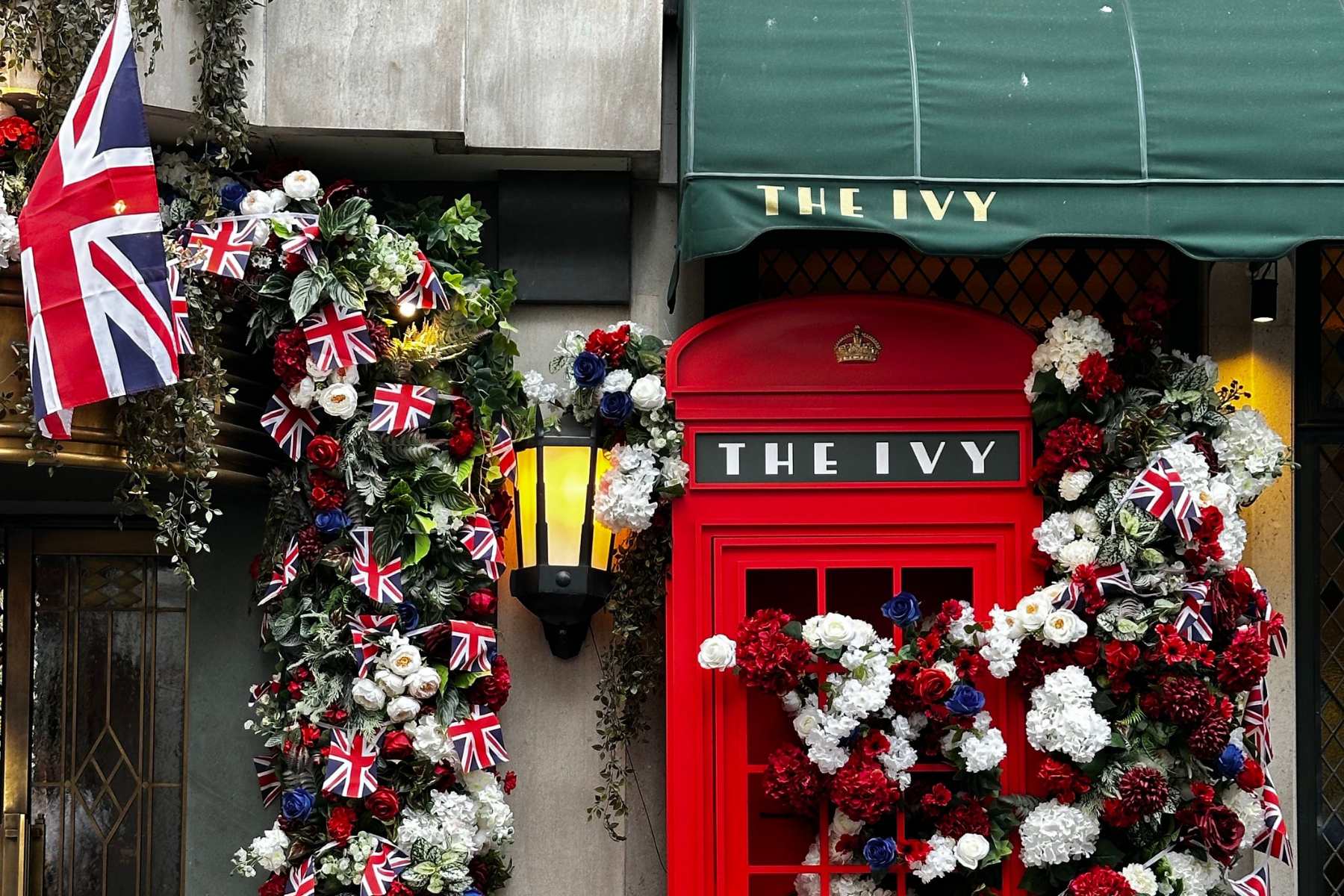 Things to Do After Lunch at The Ivy Kensington Brasserie