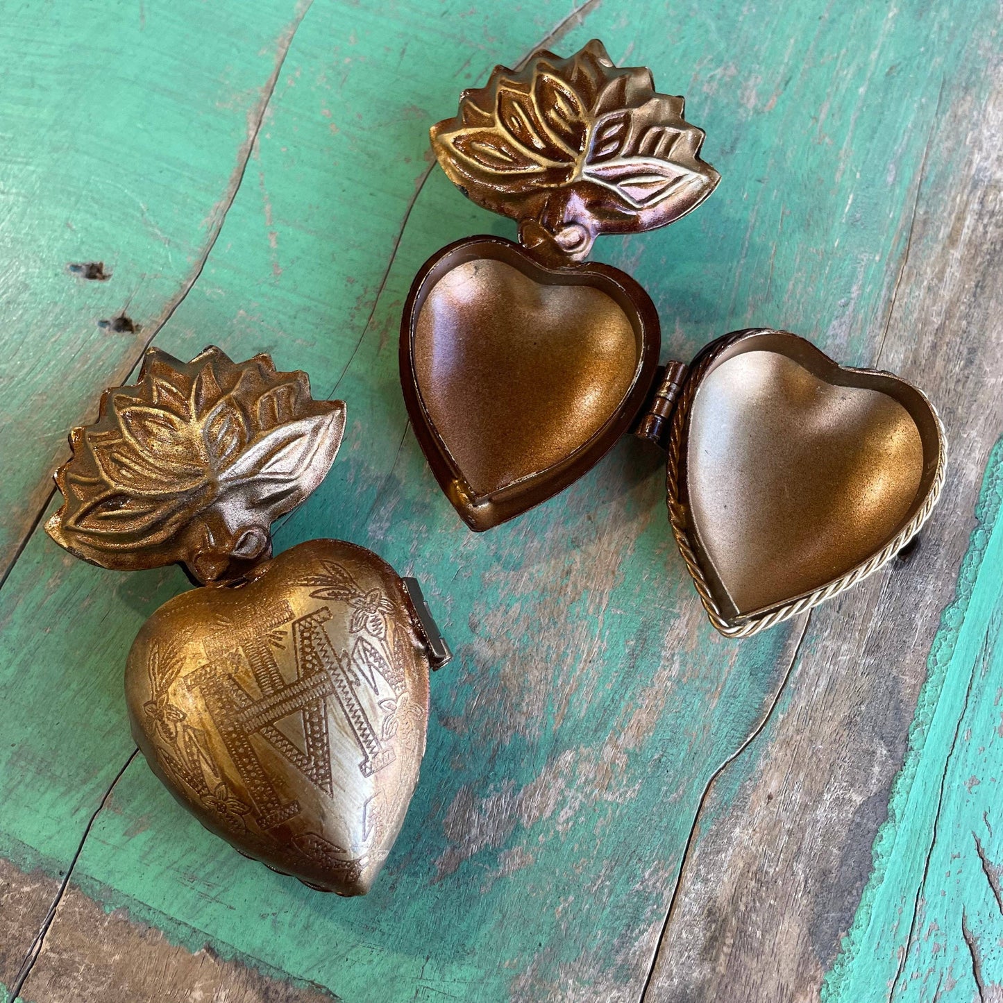 Mini Sacred Heart Locket Ornament, Gold Tin