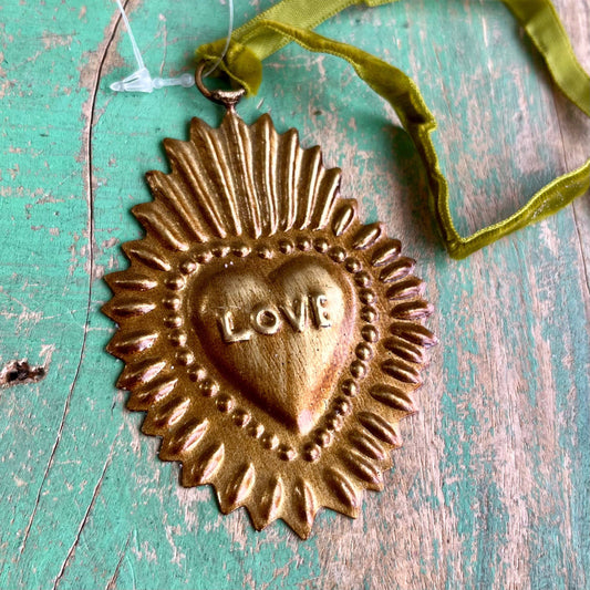 Small Love Sacred Heart Wall Decoration, Gold Tin