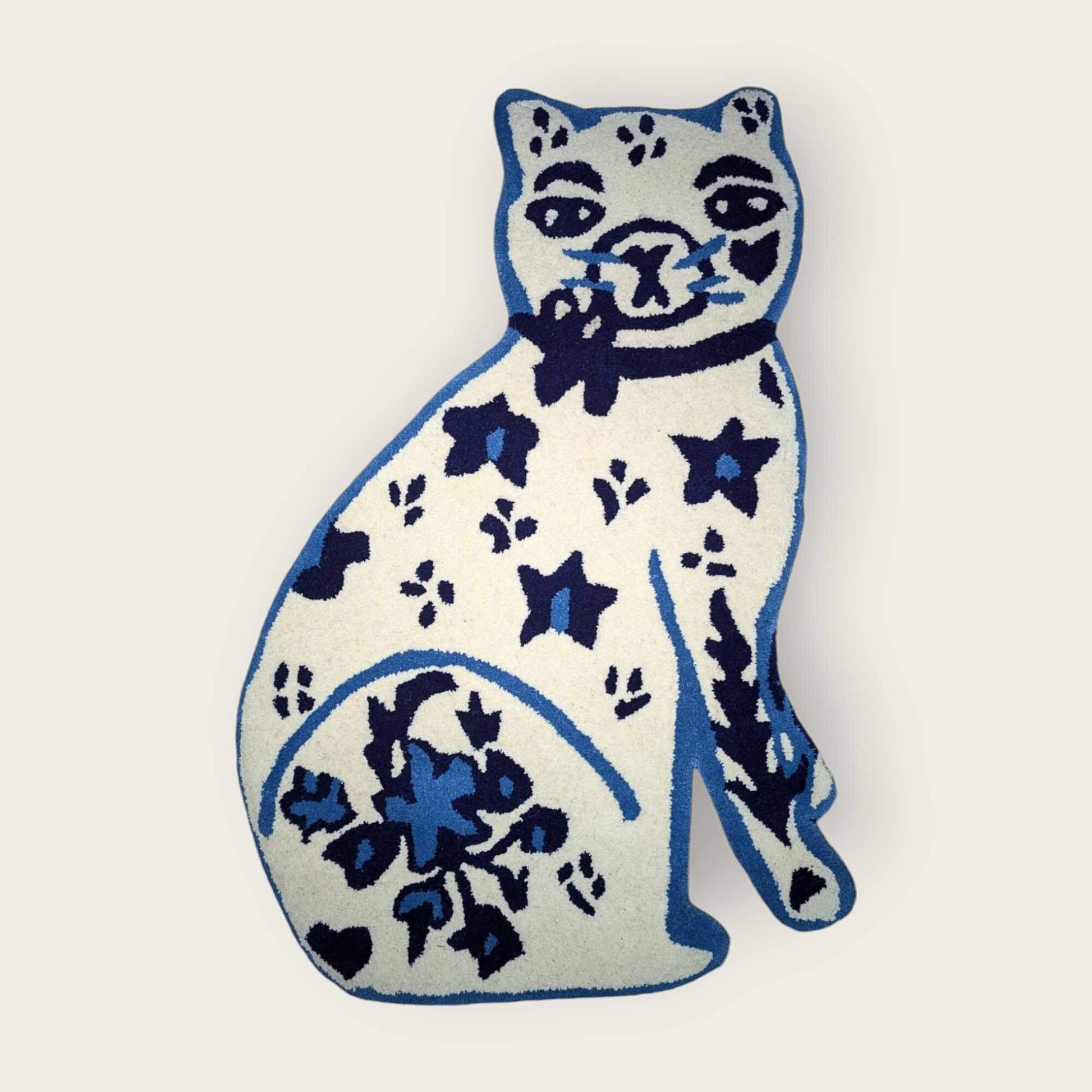 Large Hand-Tufted Blue And White Cat Wool Rug image 1
