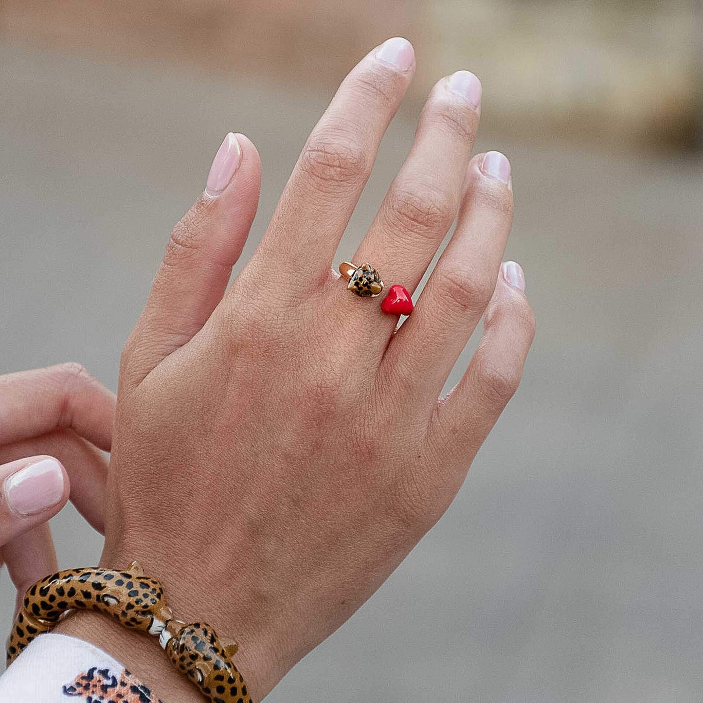 Nach Handpainted Porcelain Leopard Head and Heart Ring image 2
