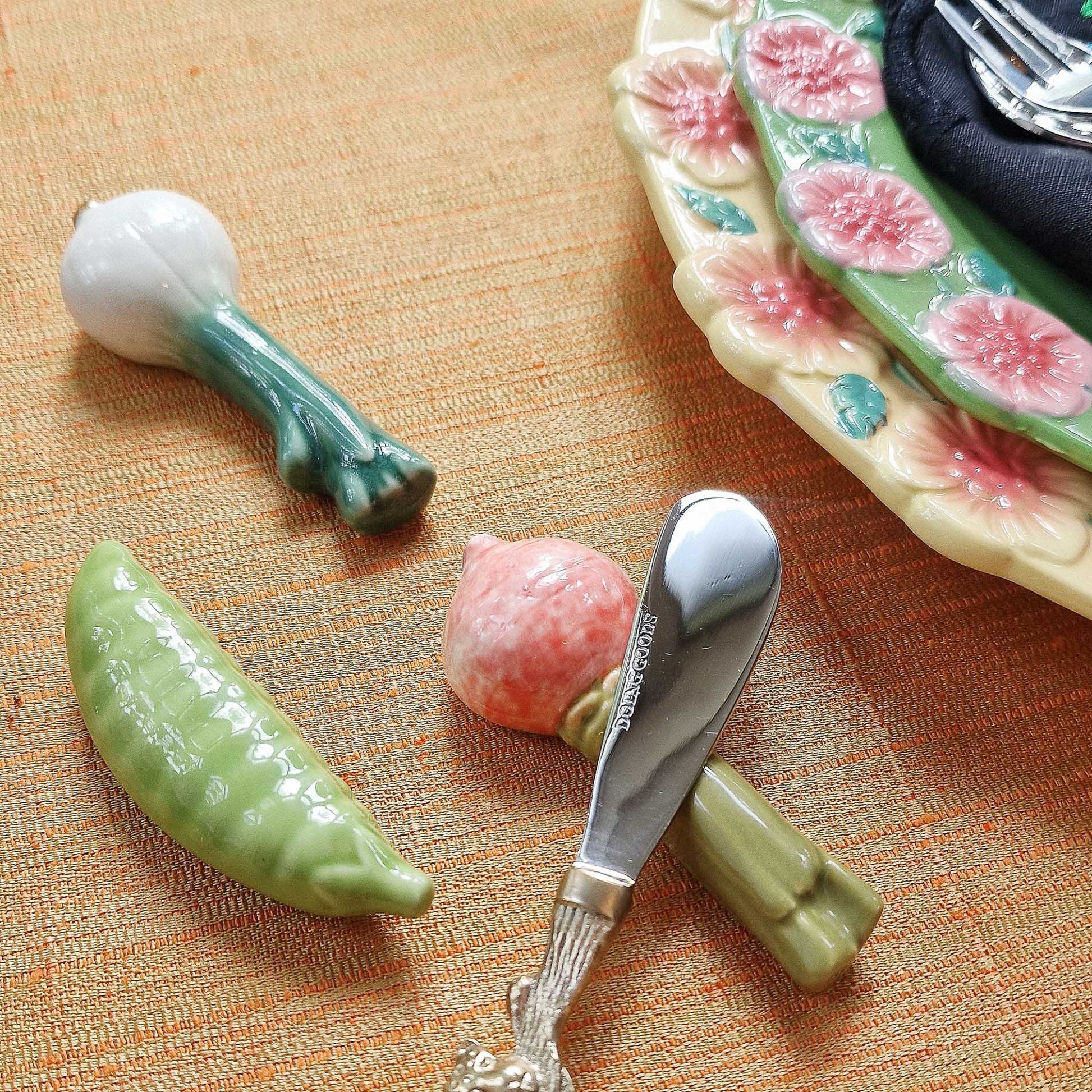 Set of Three Ceramic Vegetable Cutlery Holders image 0