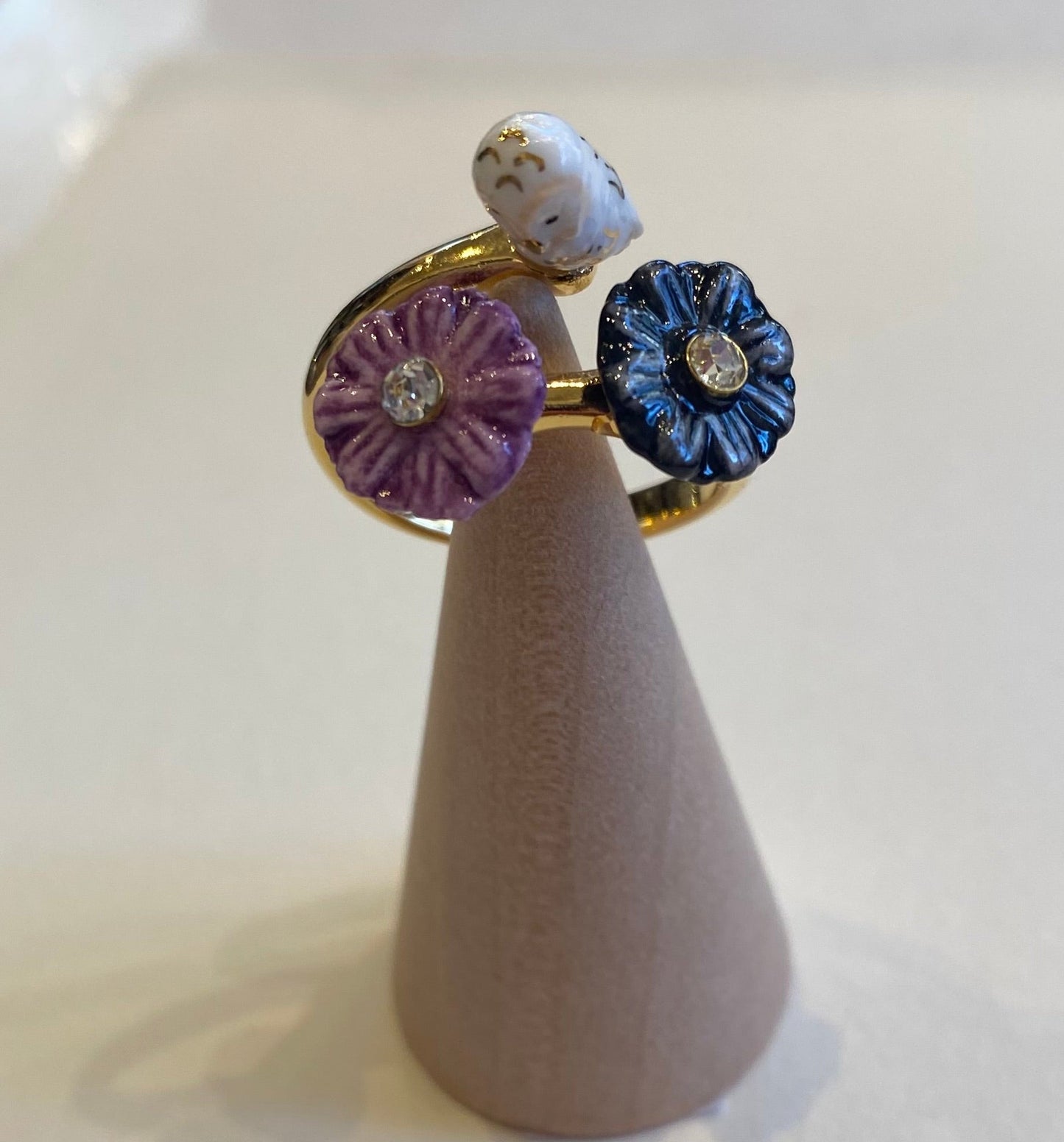 Nach Handmade White Owl and Aster Flowers Adjustable Ring