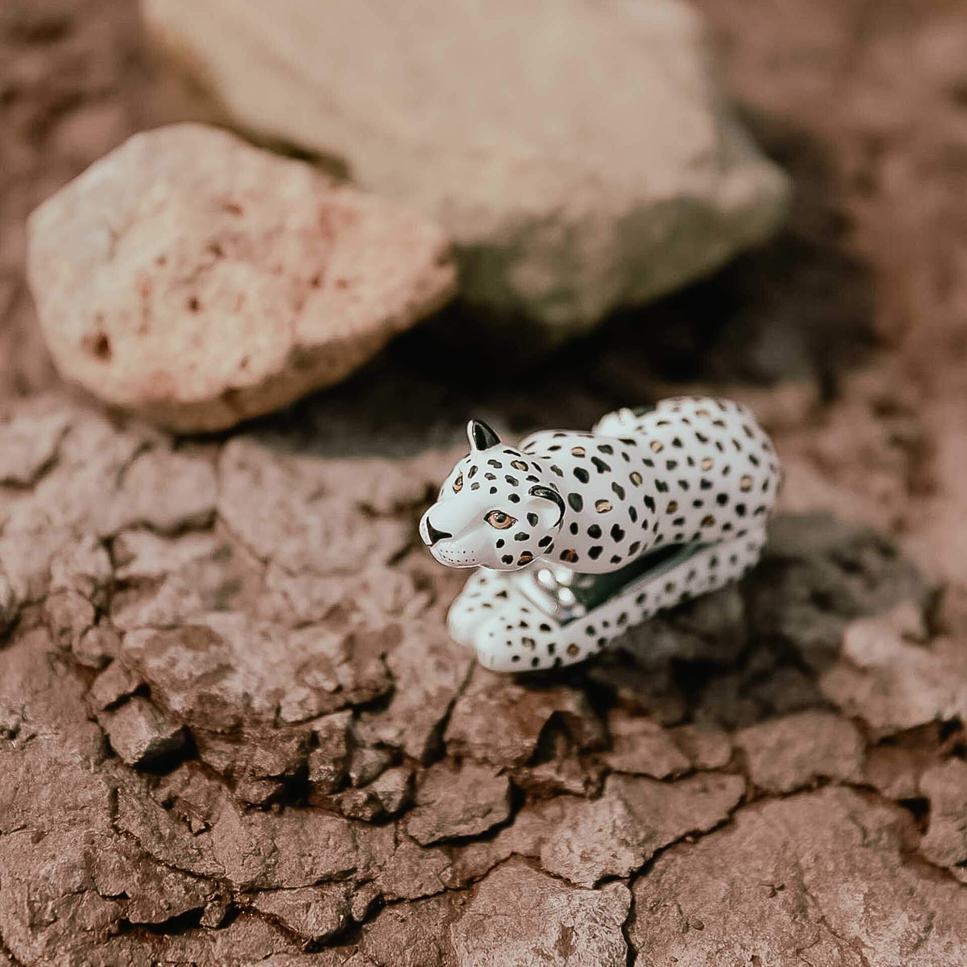 Nach Porcelain White Leopard Stapler image 2