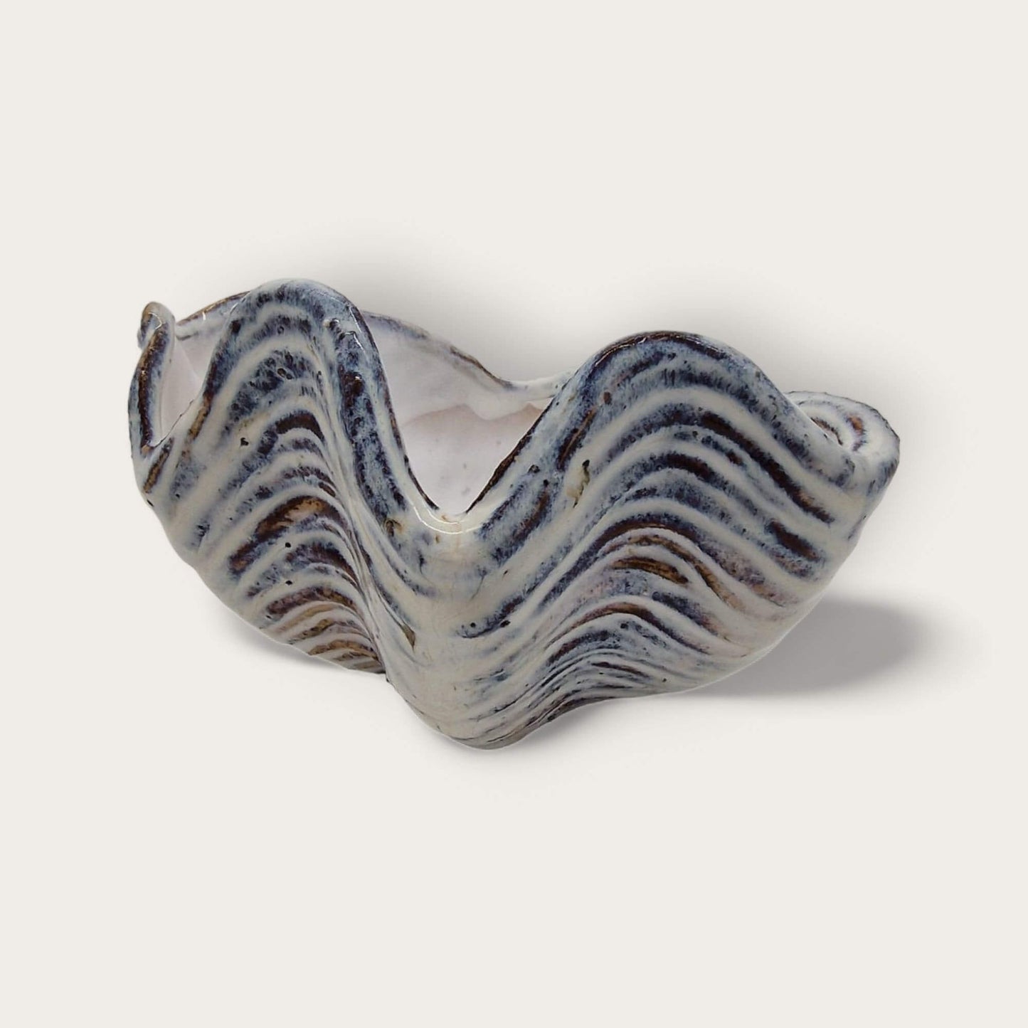 Ceramic Clam Shell Bowl image 0