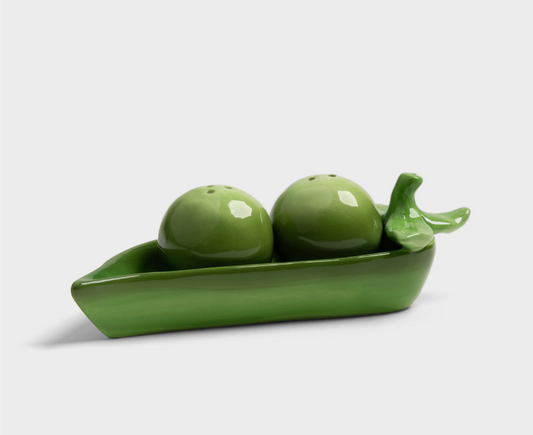 Green Peas in a Pod Salt & Pepper Set